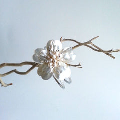 BRACELET: NATURAL SHELL PEARL FLOWER CUFF BRACELET, 8 5/8", 18K WHITE GOLD, HANDMADE AND AVAILABLE EXCLUSIVELY AT ANNA SEE
